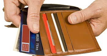 Credit Cards vs Debit Cards Compared - Risk and Rewards